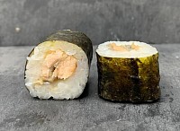 Maki piel de salmón frita 5,00€